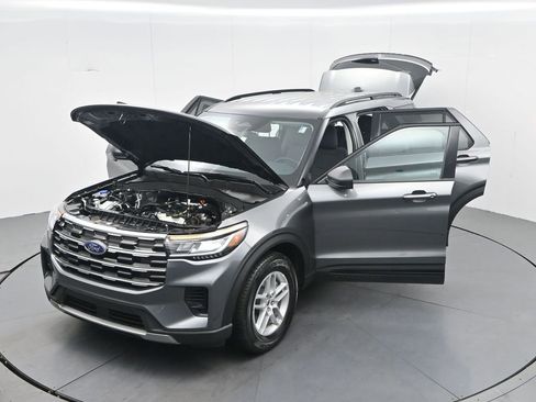 New 2026 Ford Explorer Active RWD image 35