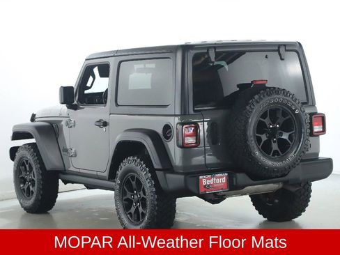 Used 2022 Jeep Wrangler Sport AWD/4WD image 38