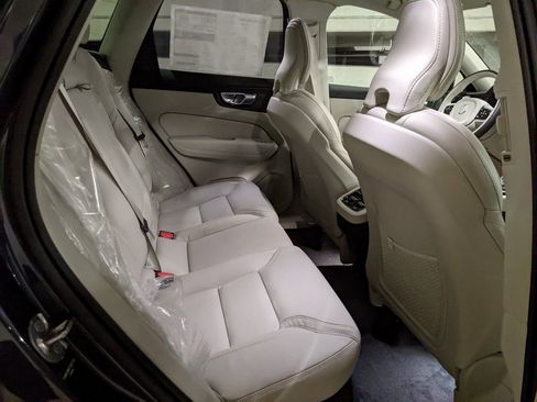 New 2026 Volvo XC60 B5 Ultra w/ Climate Package AWD/4WD image 25