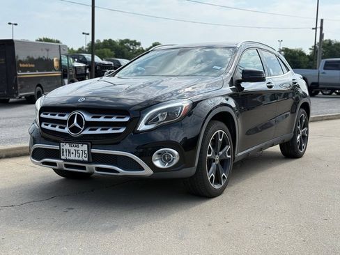 Used 2019 Mercedes-Benz GLA 250 w/ Convenience Package image 2