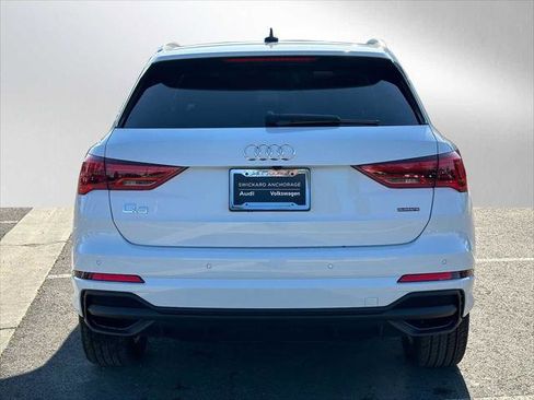 New 2025 Audi Q3 2.0T Premium image 4