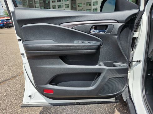 Used 2020 Honda Ridgeline Sport image 18