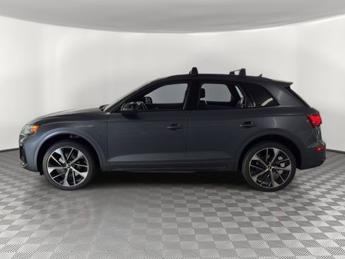Used 2021 Audi SQ5 Prestige w/ Prestige Package AWD/4WD image 2