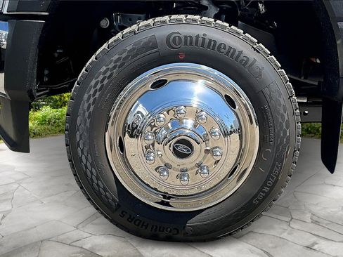 New 2025 Ford F550 4x4 Crew Cab Super Duty w/ XL Chrome Package image 11