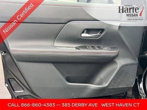 Certified 2025 Nissan Kicks SR image 19