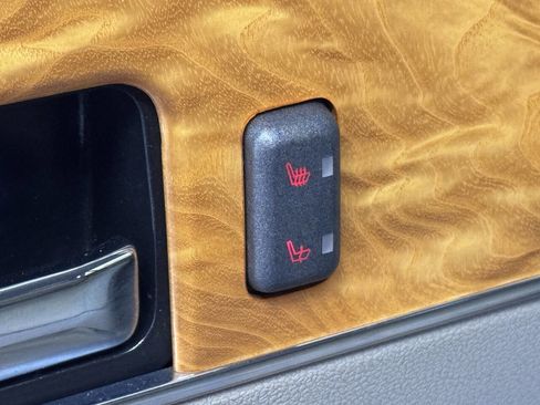 Used 2013 Lincoln MKX Base AWD 4dr SUV image 41