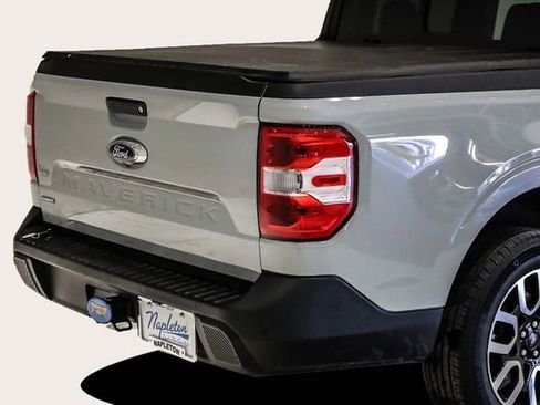 Used 2024 Ford Maverick Lariat image 7