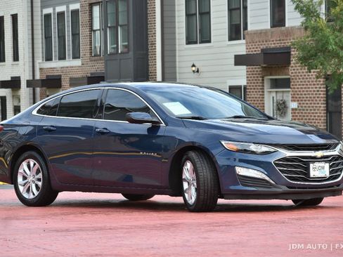Used 2019 Chevrolet Malibu LT w/ LPO, Convenience Package 2 FWD image 4