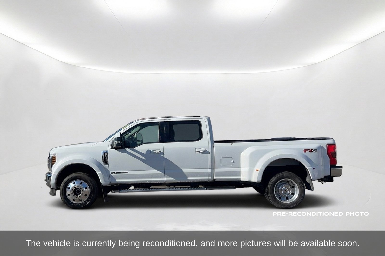 Used 2019 Ford F450 Lariat w/ Tow Technology Bundle AWD/4WD image 9