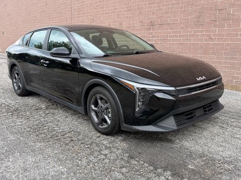 Used 2025 Kia K4 FWD image 7