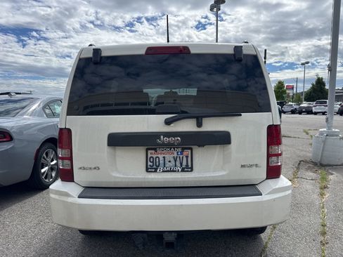 Used 2008 Jeep Liberty Sport w/ Popular Equipment Group AWD/4WD image 7