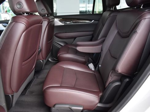 Used 2020 Cadillac XT6 Premium Luxury FWD image 15