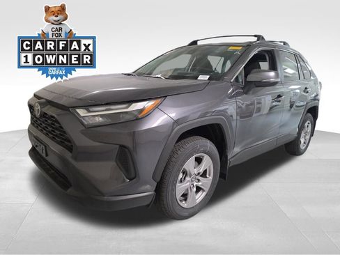 Used 2025 Toyota RAV4 XLE image 2