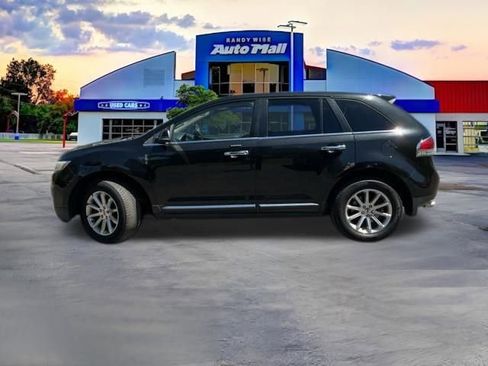 Used 2013 Lincoln MKX FWD image 5