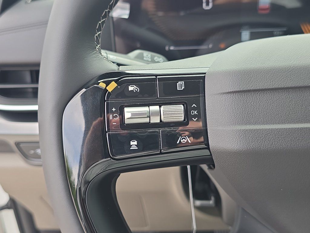 New 2027 Kia Carnival FWD image 30