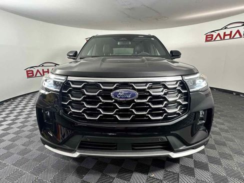 Used 2026 Ford Explorer Platinum w/ LUX Leather Package AWD/4WD image 14
