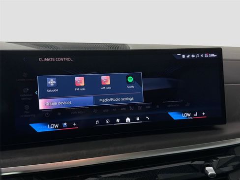 New 2026 BMW X5 xDrive40i AWD/4WD image 14