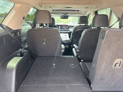 Used 2022 Hyundai Palisade SEL w/ Premium Package FWD image 22