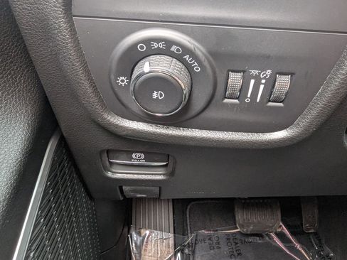 New 2026 Jeep Grand Cherokee L Limited image 23