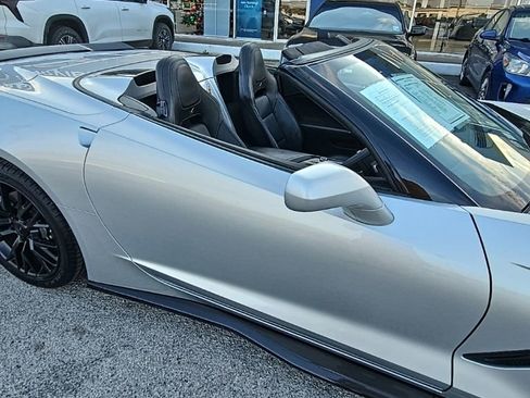 Used 2017 Chevrolet Corvette Stingray Convertible w/ 3LT Preferred Equipment Group image 29