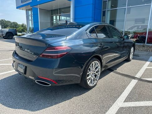 Used 2022 Genesis G70 3.3T RWD image 4