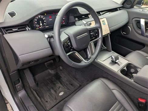 Used 2025 Land Rover Discovery Sport S image 7