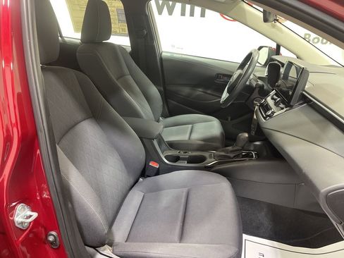Used 2023 Toyota Corolla LE image 14