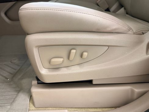 Used 2017 Chevrolet Tahoe LT w/ LT Signature Package image 21