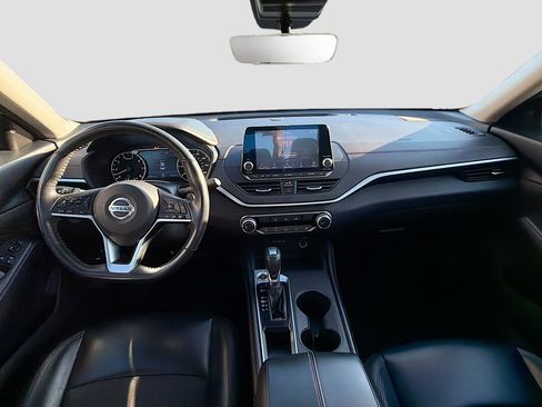 Used 2022 Nissan Altima 2.5 SR FWD image 15