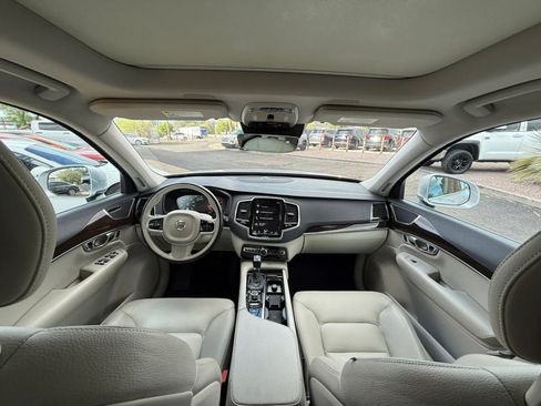 Used 2017 Volvo XC90 T6 Momentum AWD/4WD image 48
