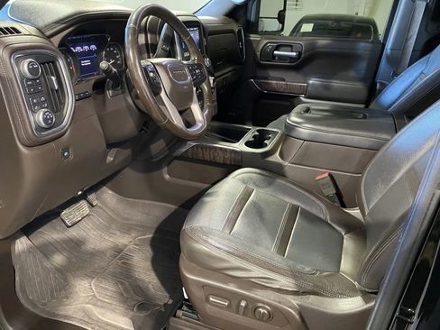 Used 2020 GMC Sierra 1500 Denali w/ Denali Carbonpro Edition image 12