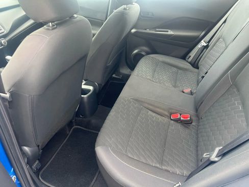 Used 2021 Nissan Kicks S image 14