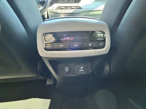 Used 2020 Hyundai Palisade SEL w/ Convenience Package FWD image 15