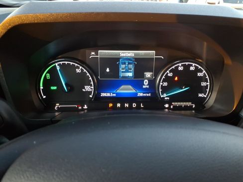 Used 2024 Ford Maverick Lariat image 23