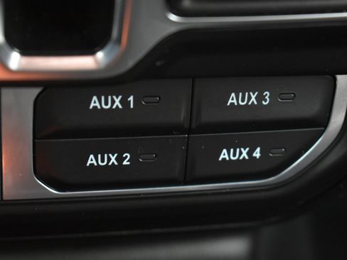 Used 2025 Jeep Wrangler Unlimited Rubicon image 30