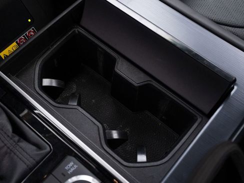 New 2025 Toyota Tundra Platinum w/ TRD Off-Road Package image 27