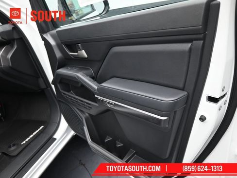 Used 2024 Toyota Tacoma TRD Off-Road w/ TRD Off Road Upgrade Package AWD/4WD image 36