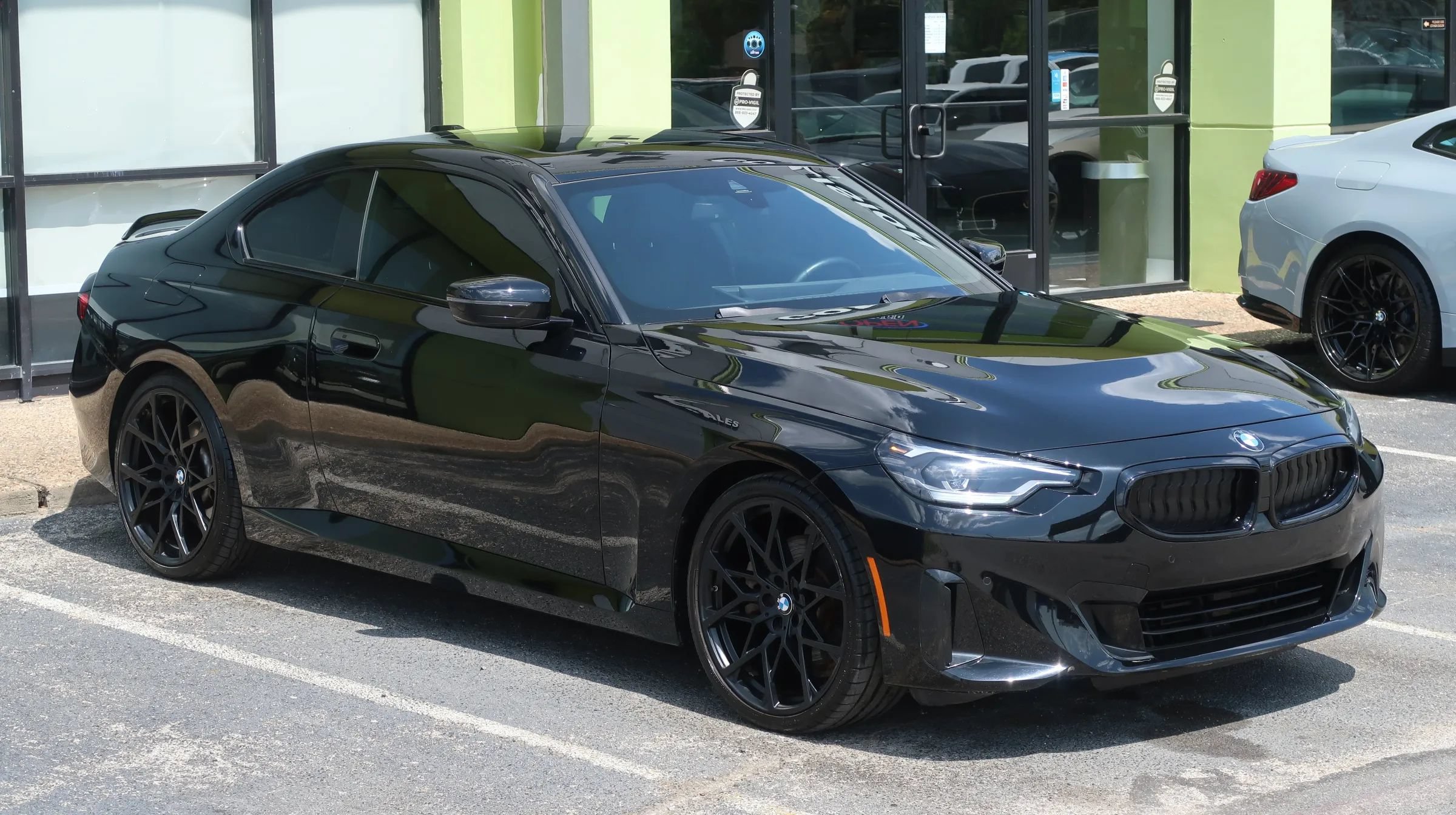 Used 2024 BMW 230i Coupe w/ Convenience Package RWD image 5