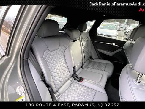 Used 2023 Audi SQ5 Premium Plus w/ Premium Plus Package image 19
