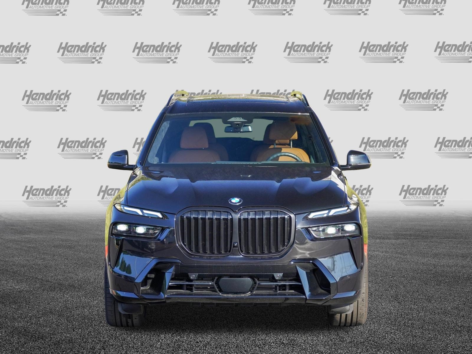 Certified 2026 BMW X7 xDrive40i w/ M Sport Package AWD/4WD image 3