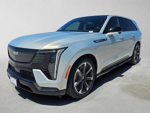 Used 2025 Cadillac Escalade IQ Sport 2 AWD/4WD image 3