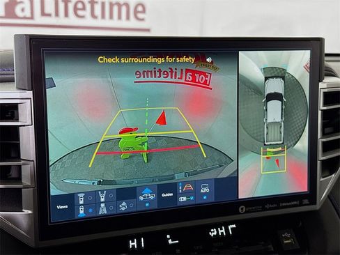 Used 2024 Toyota Tundra Platinum image 5