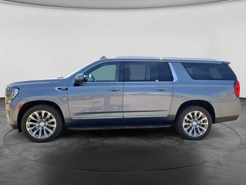 Used 2022 GMC Yukon XL Denali AWD/4WD image 6