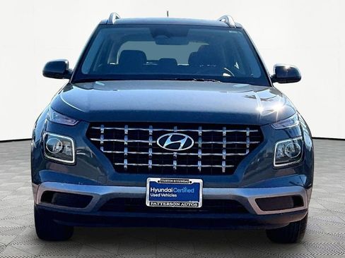 Certified 2024 Hyundai Venue SEL image 3
