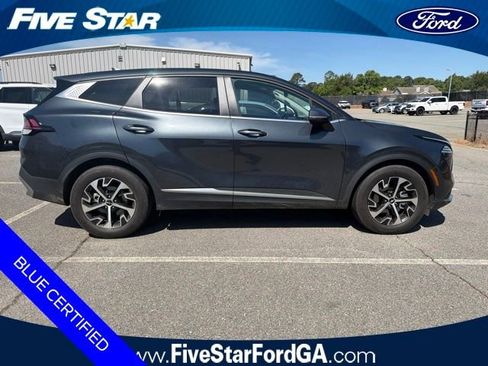 Used 2024 Kia Sportage EX FWD image 2