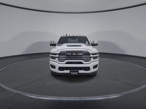 New 2026 RAM 2500 Laramie w/ Sport Appearance Package AWD/4WD image 5