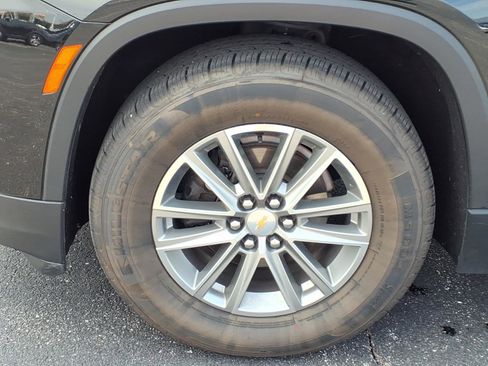 Used 2023 Chevrolet Traverse LT FWD image 31