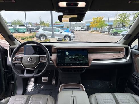 Used 2022 Rivian R1T Adventure AWD/4WD image 12