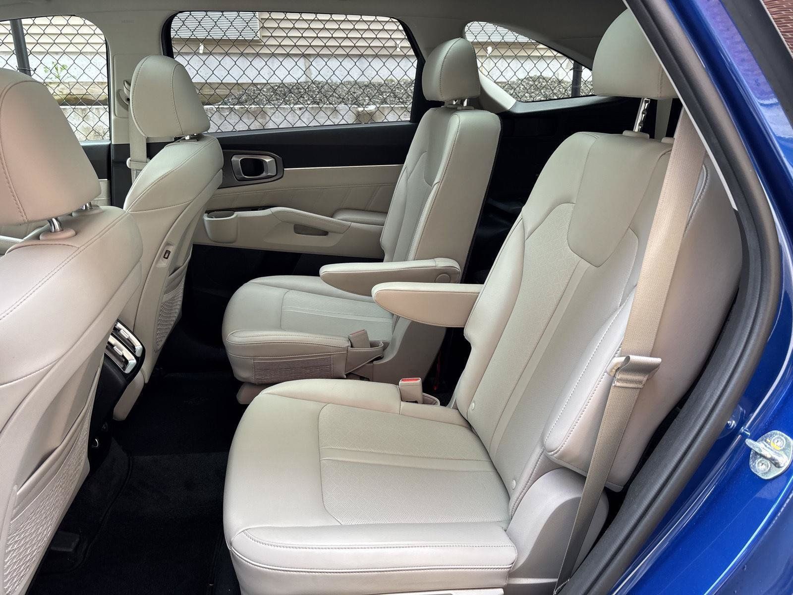 Used 2022 Kia Sorento SX AWD/4WD image 19