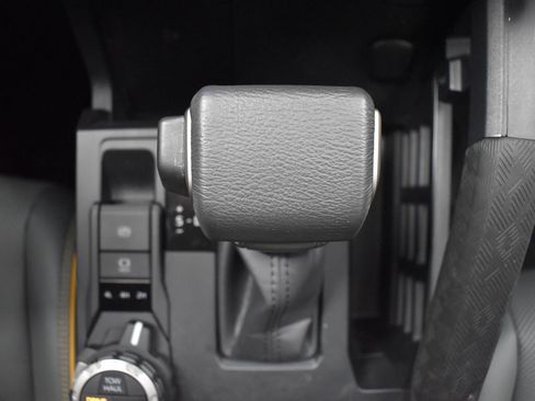 Used 2024 Toyota Tacoma Trailhunter image 9